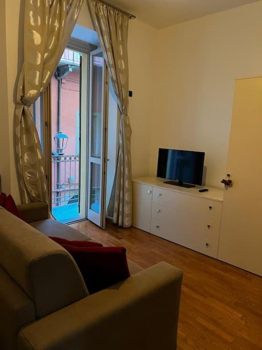 Apartamento Il Grappolo D'Alba Exterior foto
