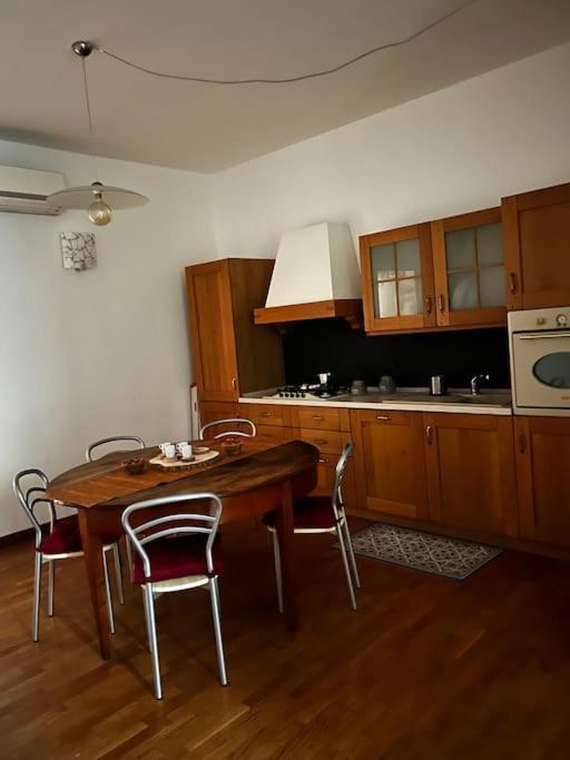 Apartamento Il Grappolo D'Alba Exterior foto
